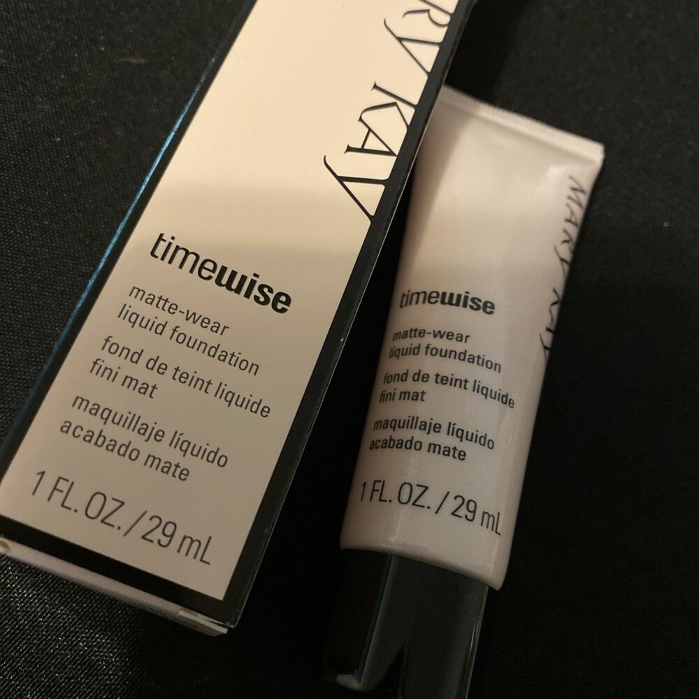 Mary Kay Timewise Matte Wear Liquid Foundation Ivory 6